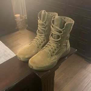 Garmont Ortholite Size 10.5 Coyote Military Boots